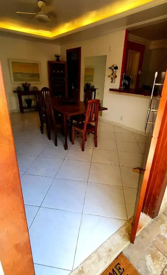 Apart Master No Centro - Buzios Apartamento